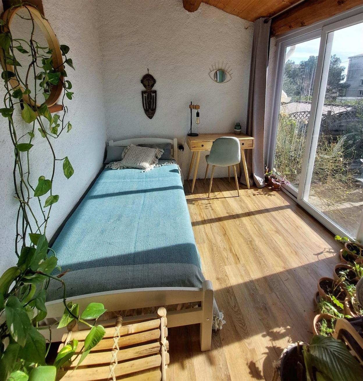 Villa 80 M2 Jardin Terrasse 3 Chambres Provence Volx Extérieur photo